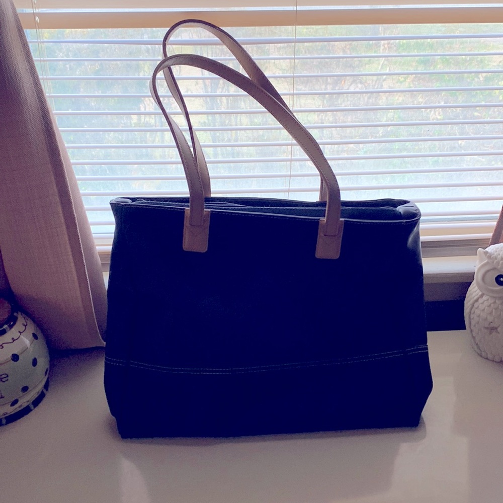 Ester Lauder Bag